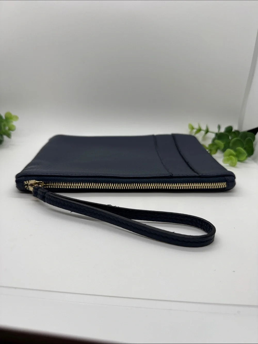 M. Gemi Piccolo Wristlet Clutch Navy Leather